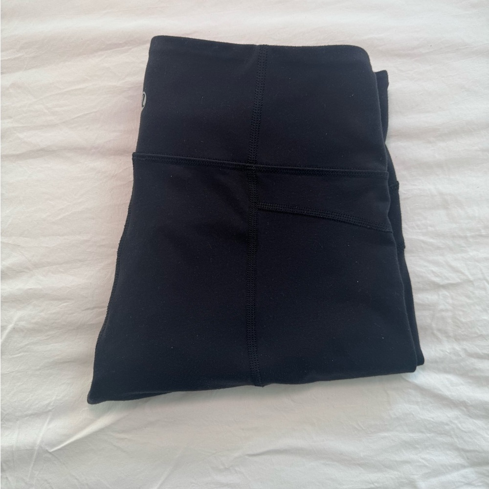 SOLD Lululemon All the Right Places Crop Leggings – Size 6 (Black)